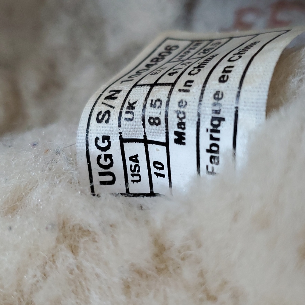 UGG moccasins - Picture 4 of 7